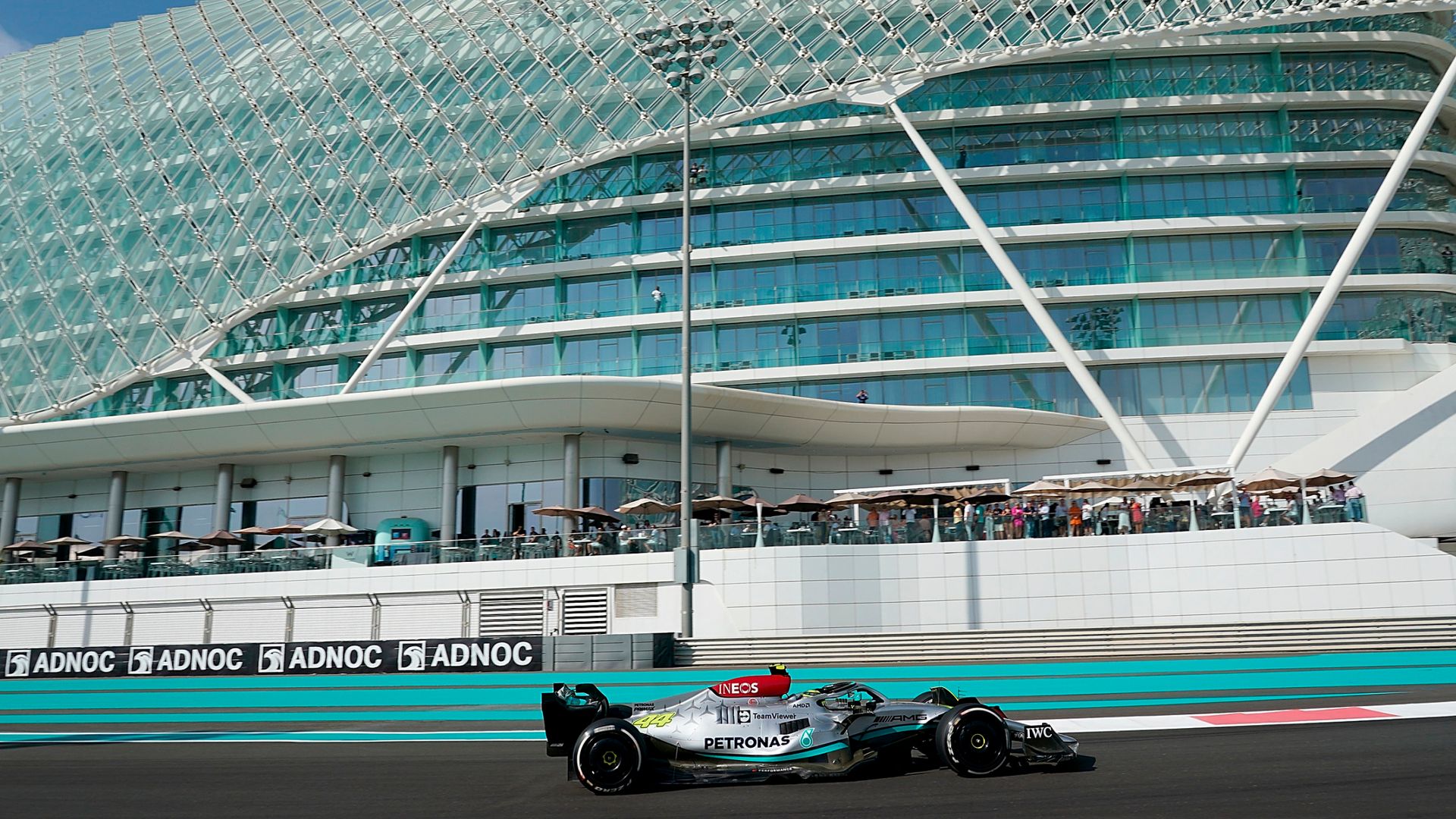 GP Abu Dhabi: Max vs Merc di Latihan Terakhir F1 2022 LANGSUNG!