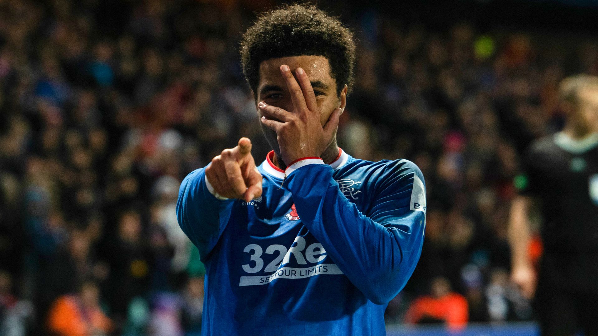Rangers overcome Hearts to ease pressure on Van Bronckhorst