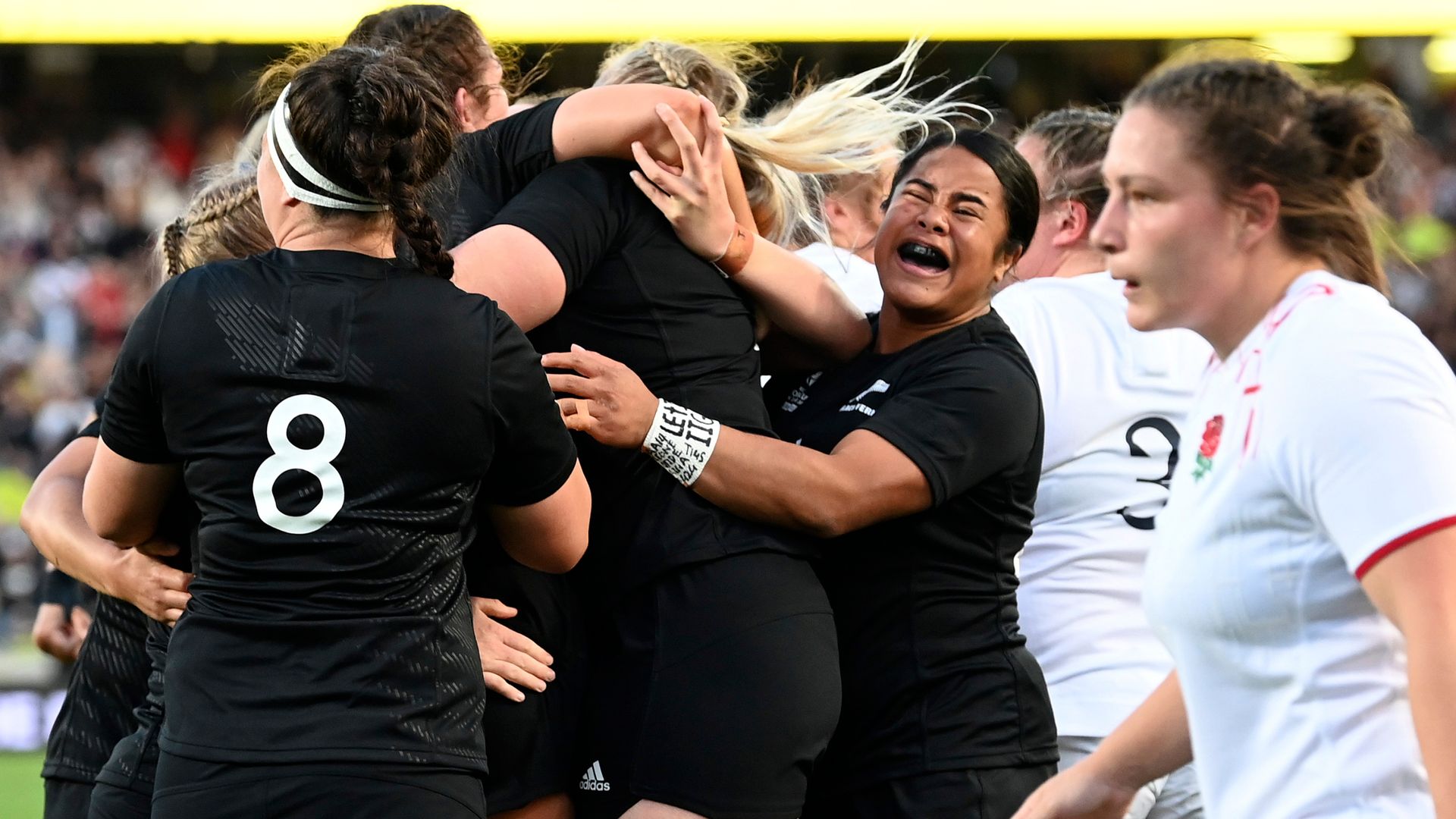 Recap: New Zealand edge 14-player England in dramatic Rugby World Cup final