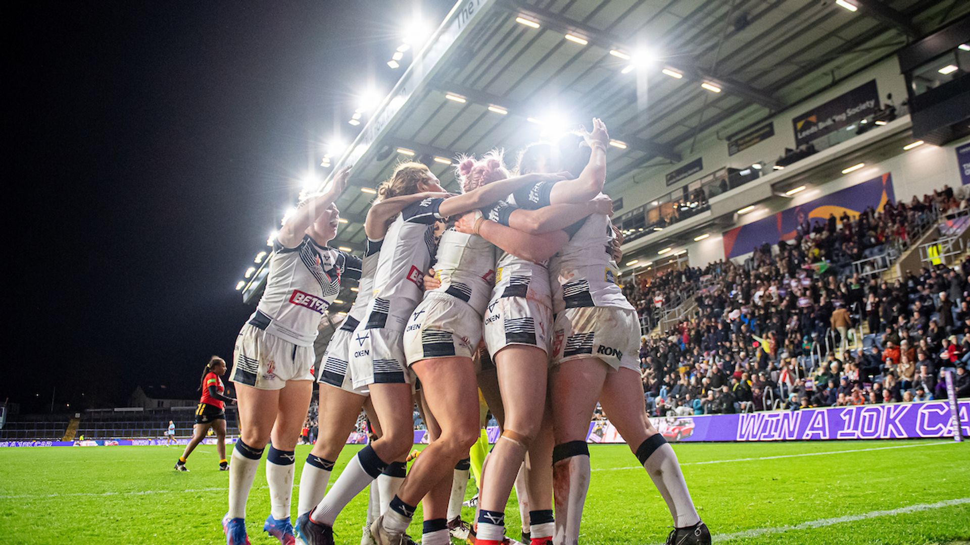 Richards praises England's 'fighting spirit' as they head to RLWC semis