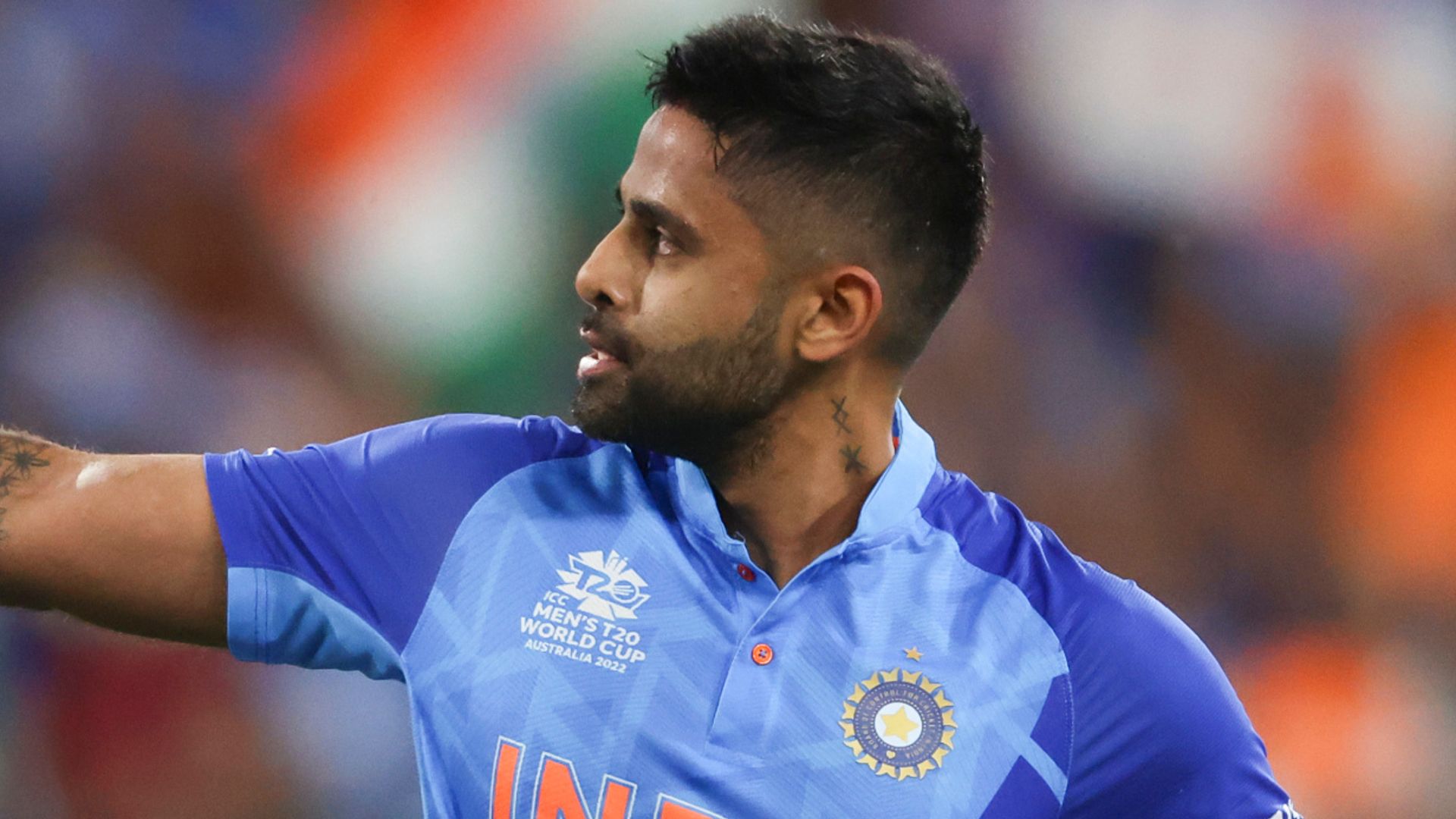 India secure England semi-final by thrashing Zimbabwe