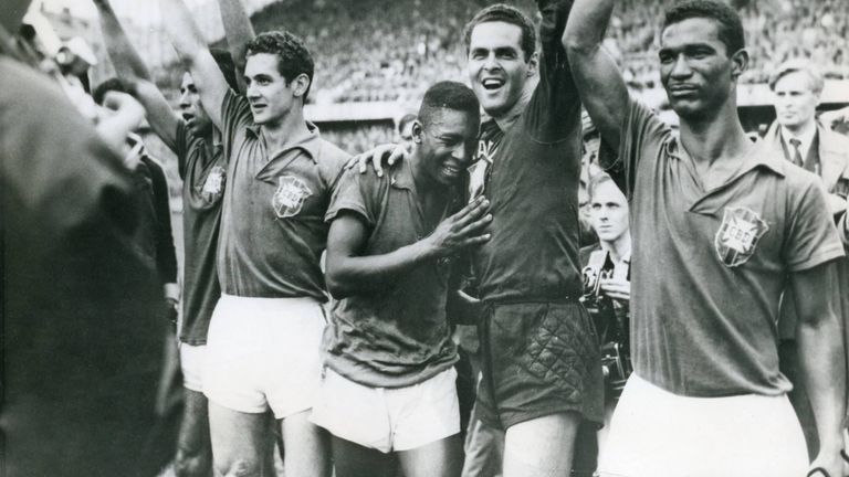 Jüngster Weltmeister: Pele (17 Jahre und 249 Tage bei der WM 1958 für Brasilien)