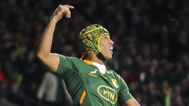 Kurt-Lee Arendse scored a sensational try as the Springboks posted a comfortable win over England
