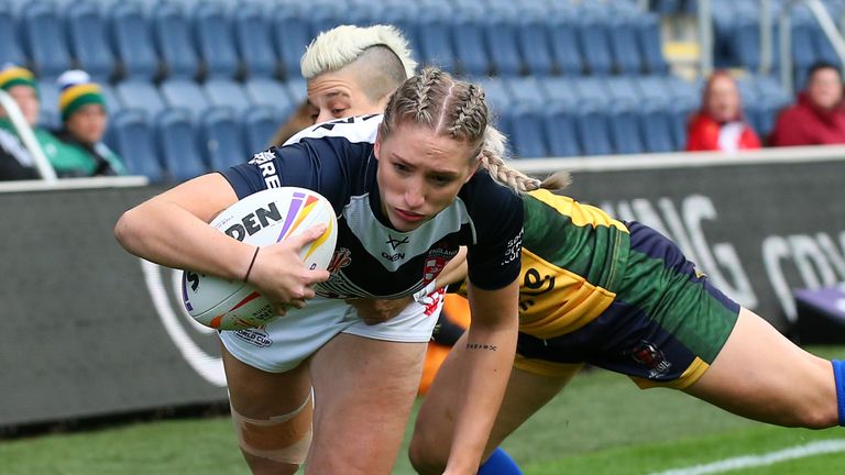 Caitlin Beevers crosses for England's first try against Brazil