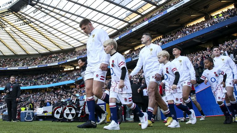 Farrell will continue to lead England as captain, with Borthwick giving the Saracens man his full approval 