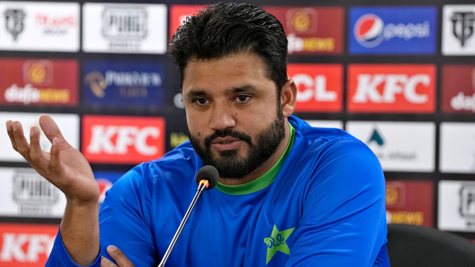 'I thought I may never play at home' - Retiring Azhar on Pakistan career