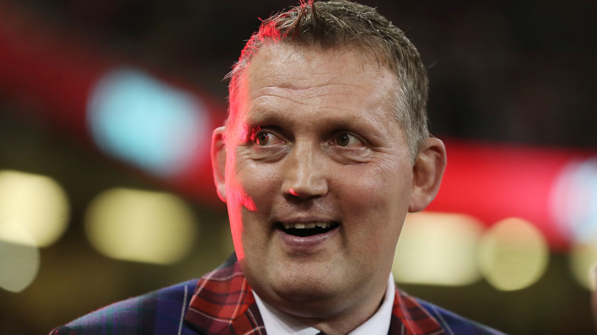 Rugby legends turn out in tartan at Weir memorial