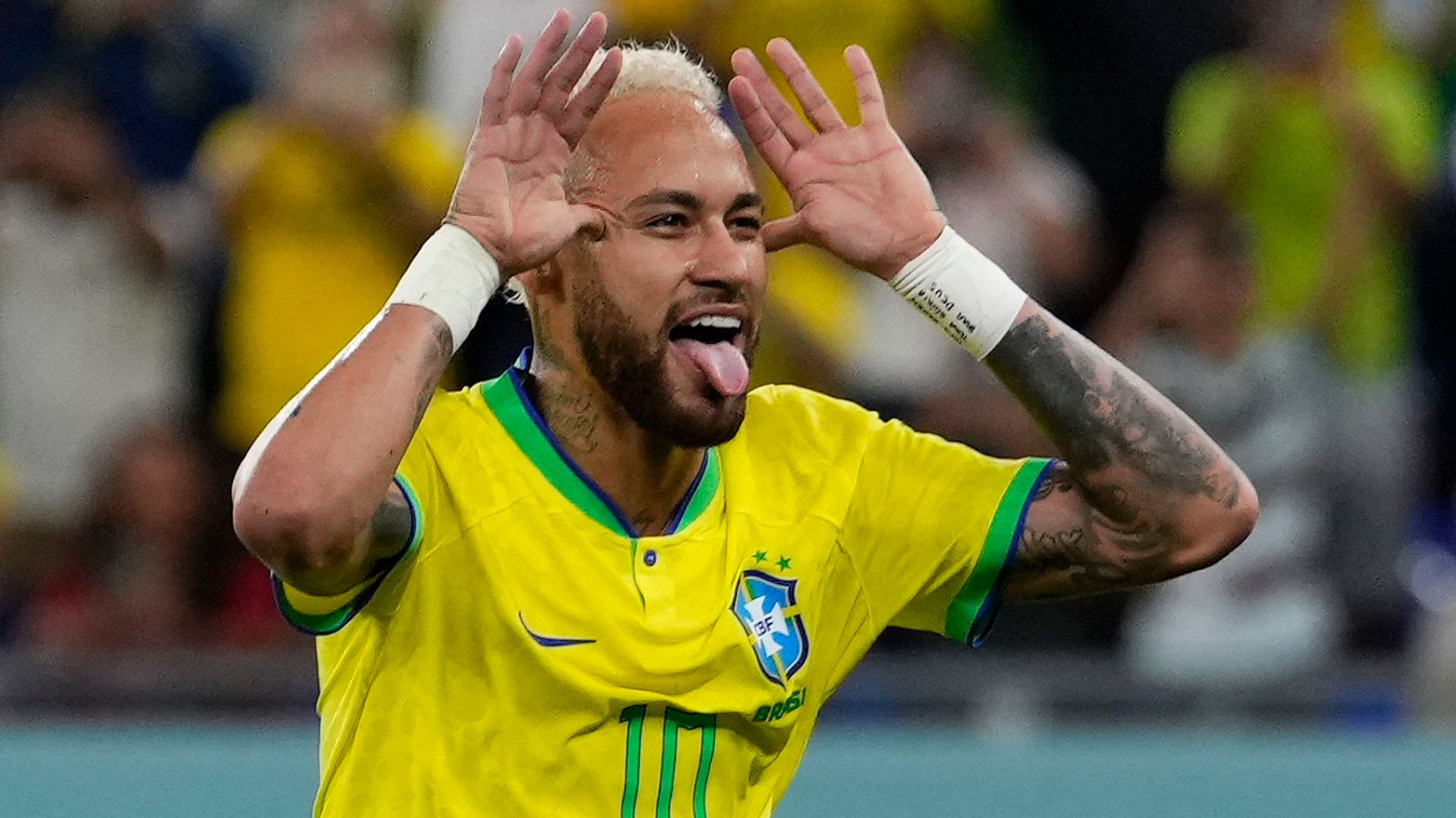 Neymar returns as brilliant Brazil saunter into last eight