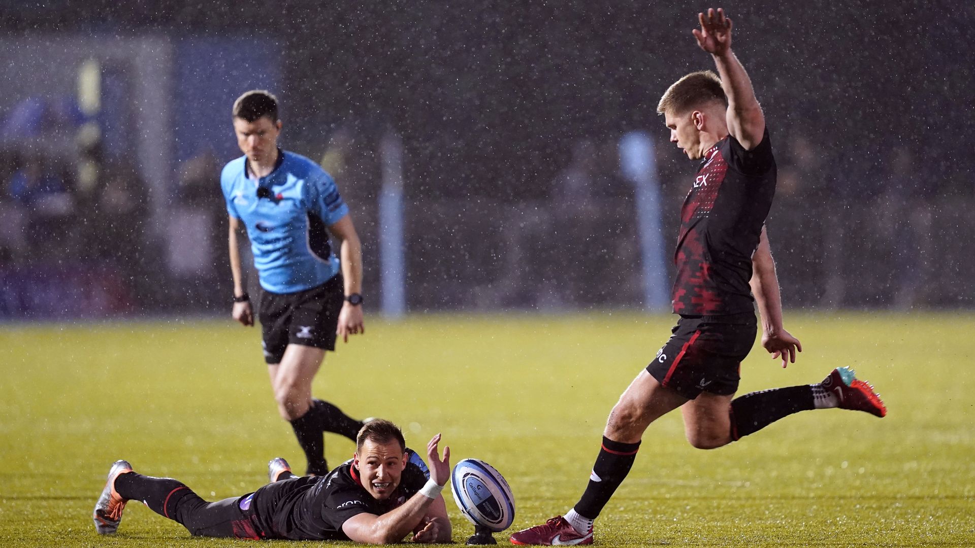 Saracens crush Exeter | Gloucester edge London Irish