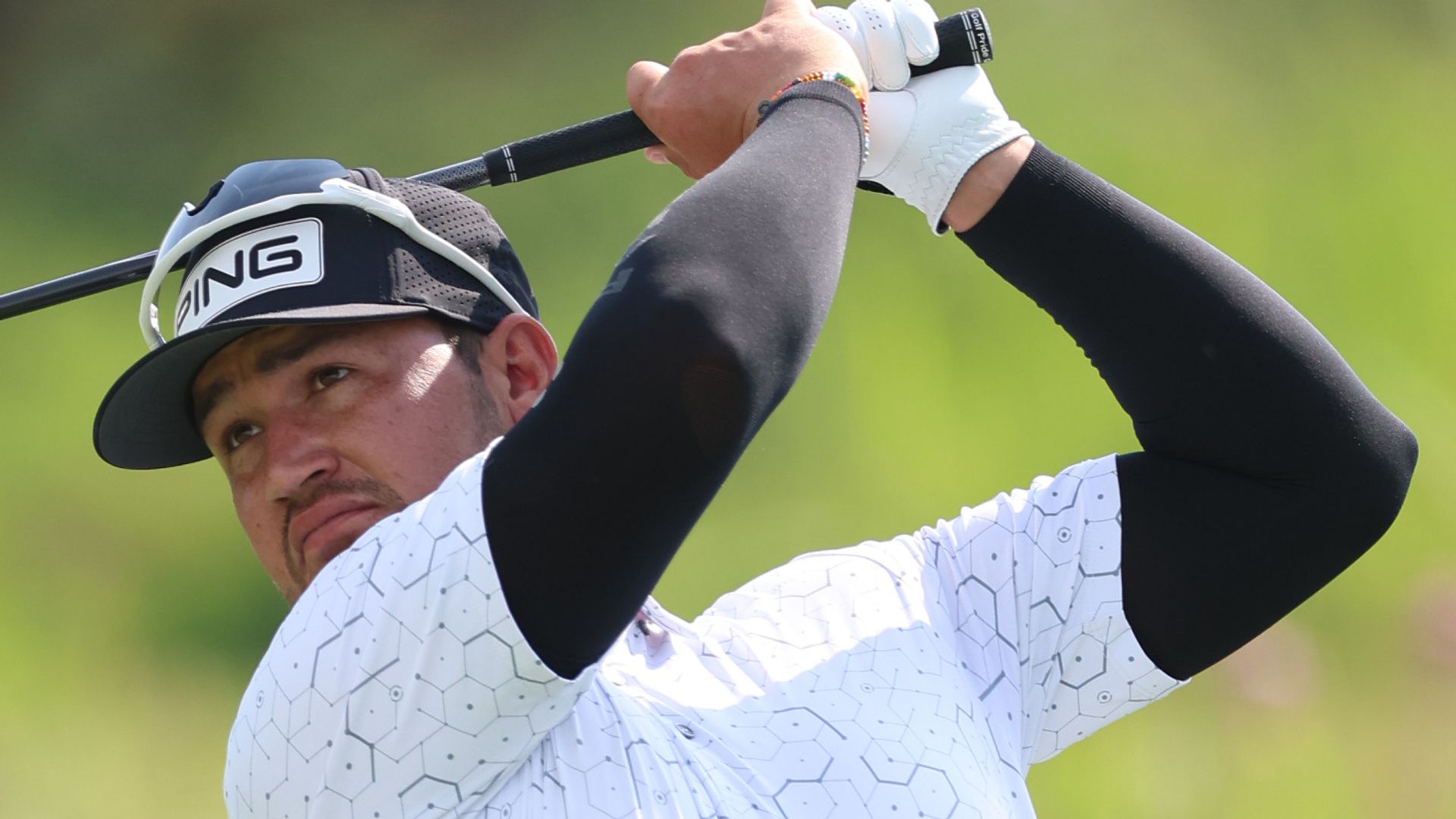 Lawrence ahead at stormy South African Open