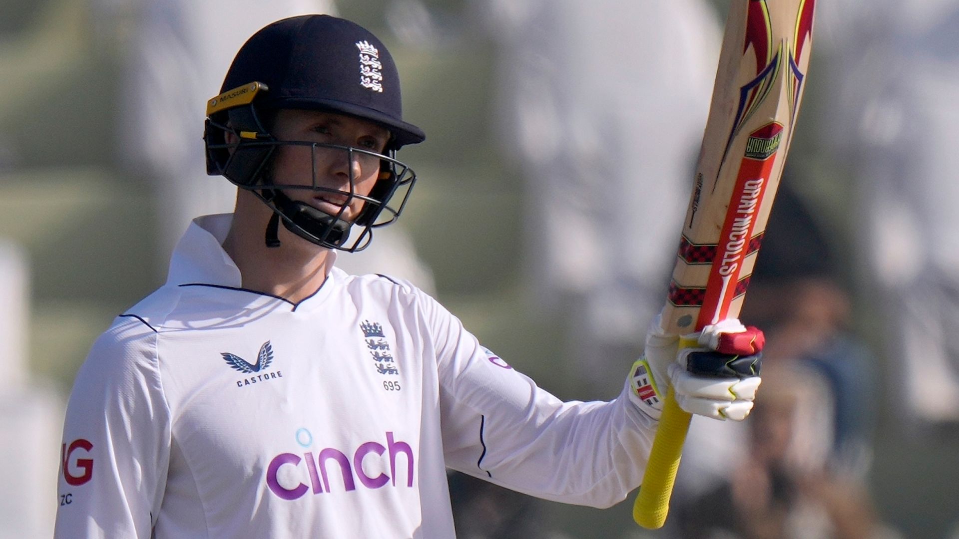 Crawley hits 86-ball hundred for England, overturns lbw on 99 LIVE!