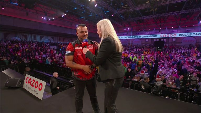 Grant Sampson le dijo a Polly James que solo toca frente a 30 personas en Sudáfrica, pero ahora se ha hecho un nombre real después de un debut de ensueño en Ally Pally.