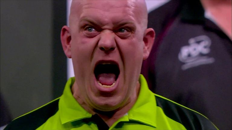The best of the action from the evening session of Day 13 at the World Darts Championship