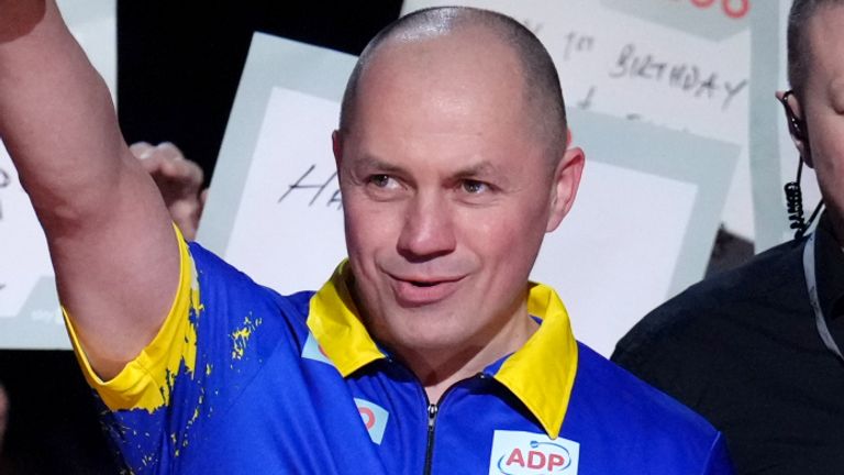 Vladyslav Omelchenko hanya memenuhi syarat untuk debut Kejuaraan Dart Dunia PDC pada bulan Oktober