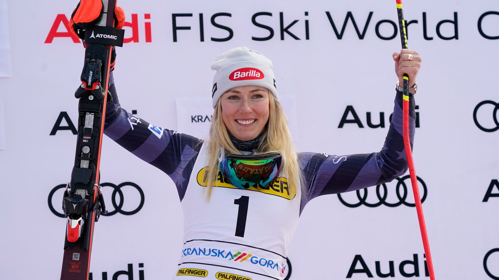 Mikaela Shiffrin equals American compatriot Lindsey Vonns womens World Cup record with 82nd win News Sky Sports