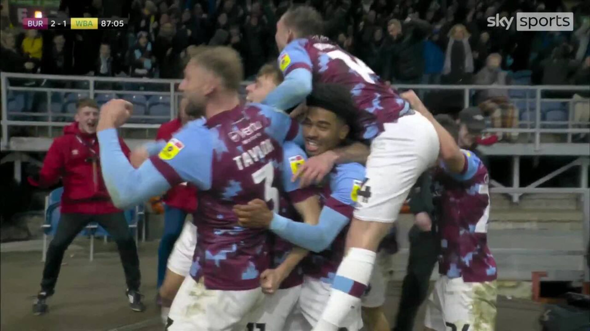 Twine's spectacular free-kick gives Burnley a late lead!