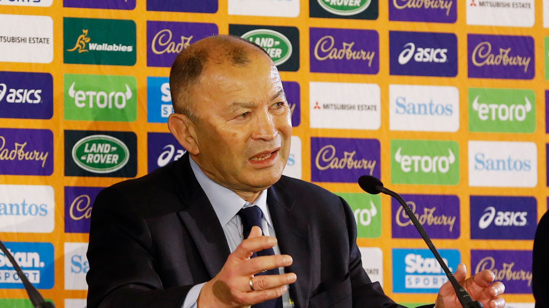 Jones issues rallying cry to Australia rugby | 'I am not the messiah'
