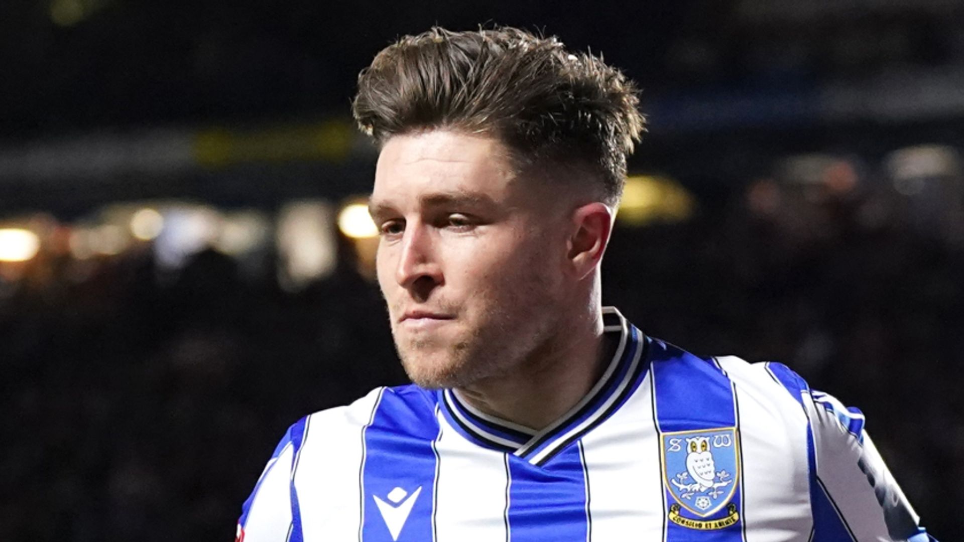Windass double sees Wednesday shock Newcastle in FA Cup third round
