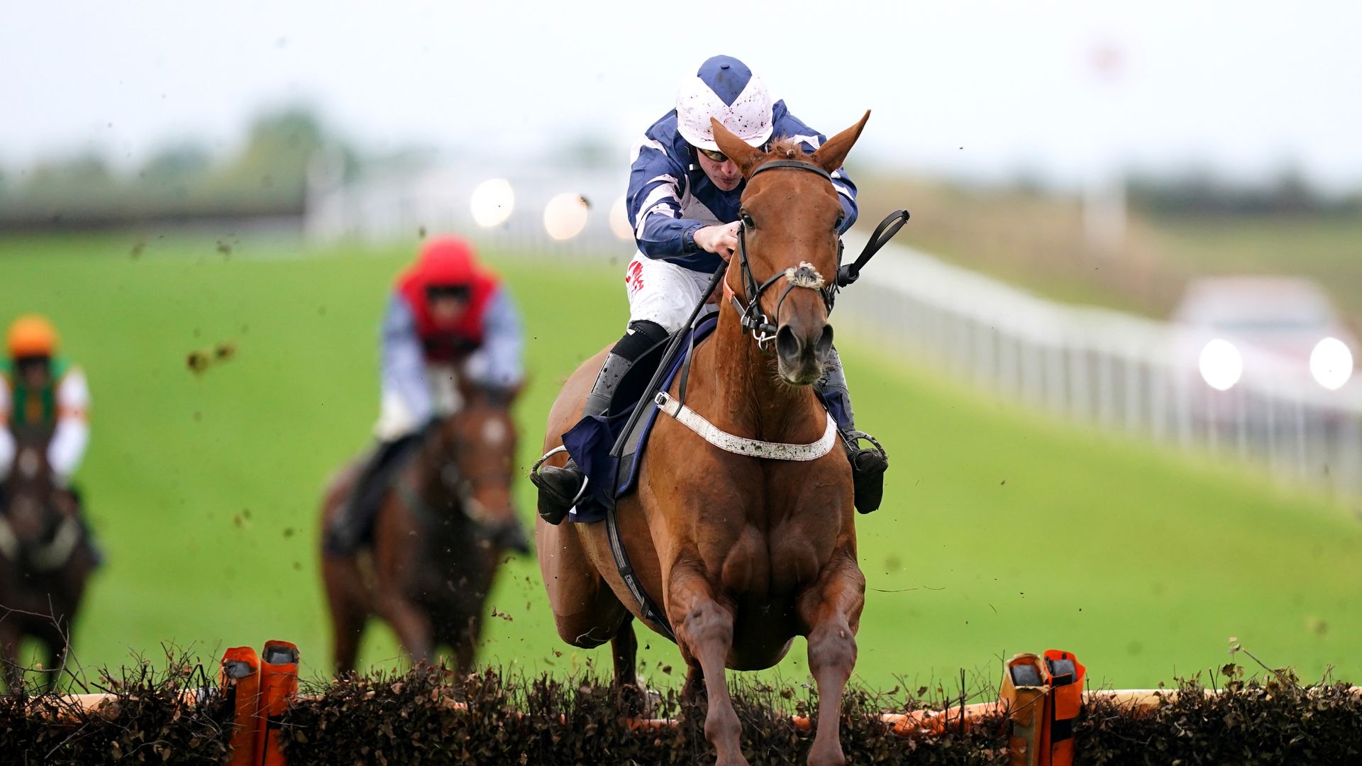 Trio of jumps card to get stuck into on Sky Sports Racing