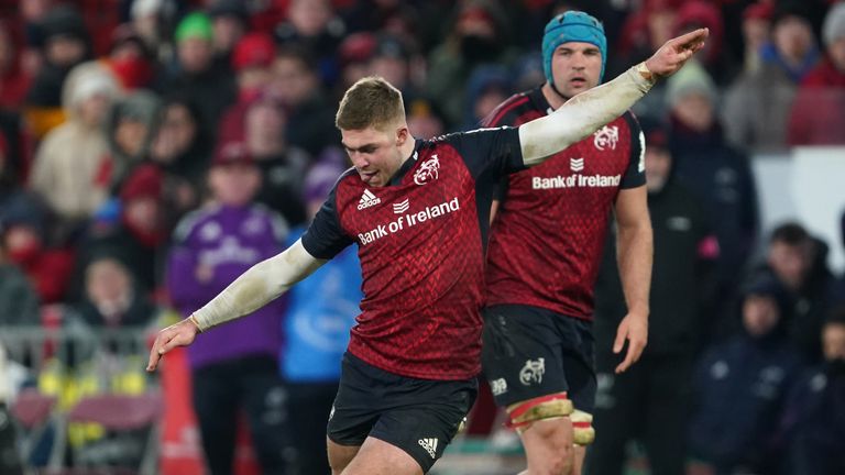 Jack Crowley's late penalty restored Munster's seven-point lead with time running out 