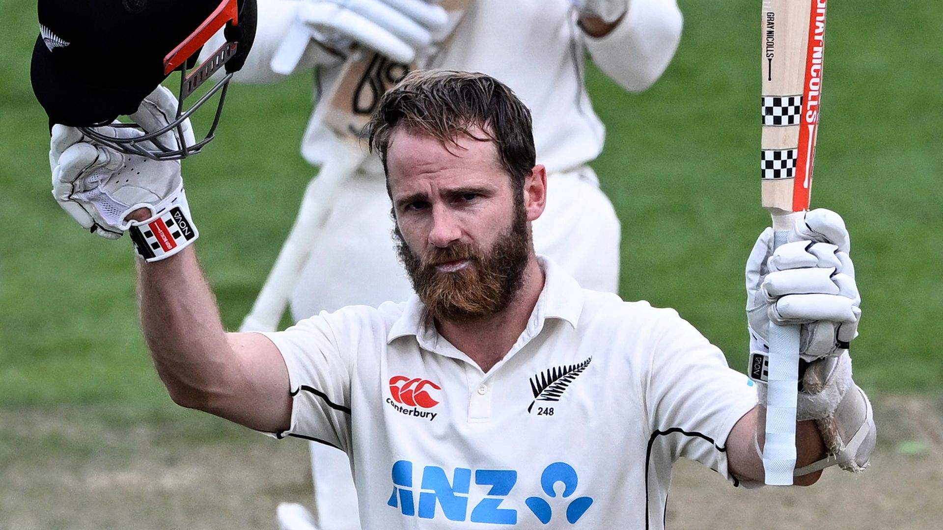 Williamson makes history as NZ set England 258 to win second Test