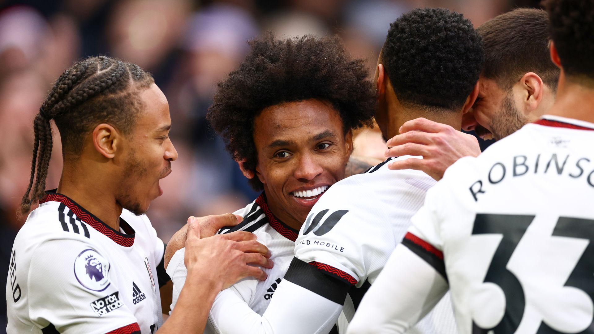 Willian and Solomon score as Fulham beat Forest | Silva: We are more than Mitro