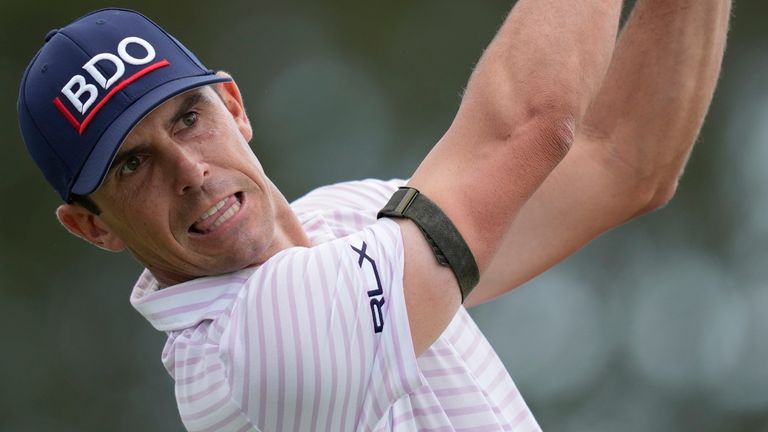 Billy Horschel carded a career-low round of 62 to propel himself into second spot on the leaderboard and into the projected top 70 for the FedExCup
