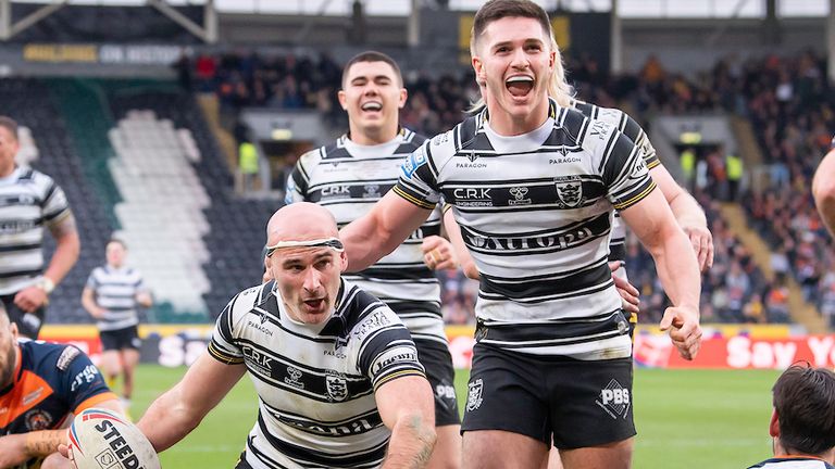 Hull FC took control against Castleford Tigers in the first half and romped to a secure lead and ultimately two points