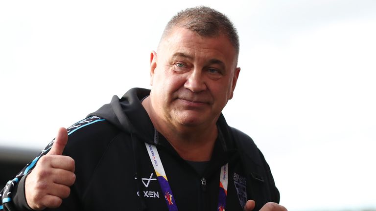 Jamie Jones-Buchanan and Barrie McDermott discuss Shaun Wane's contract extension to lead England into the 2025 World Cup.