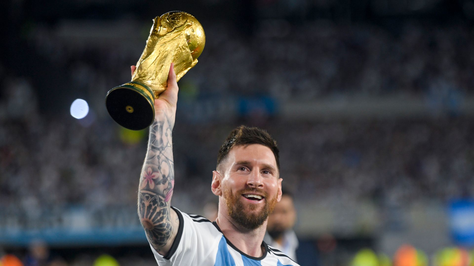 Messi hits 800 career goals on Argentina return after WC glory
