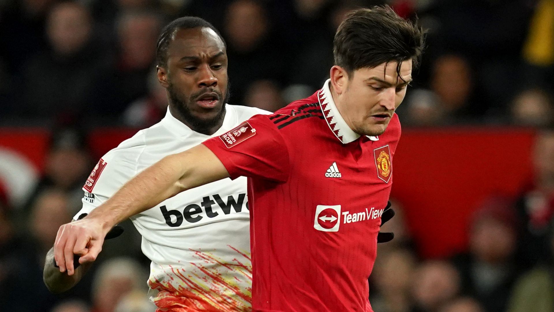 Ten Hag hails 'dominating' Maguire and Weghorst | Keane: West Ham 'laughable'
