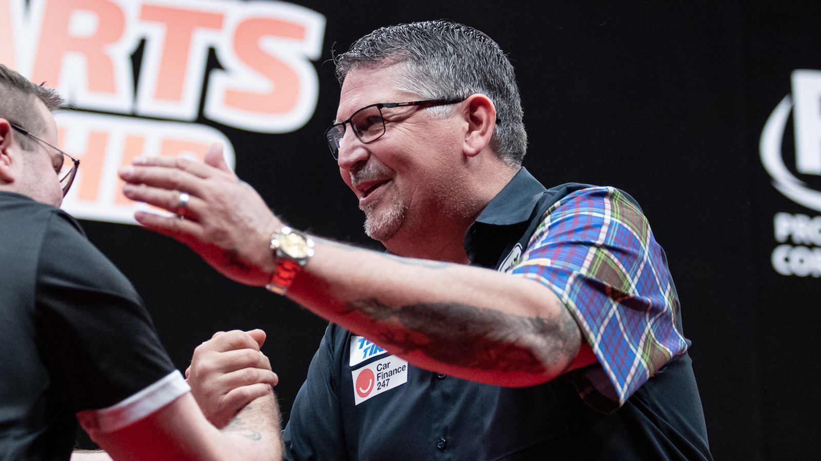 Championnat néerlandais de fléchettes : Gary Anderson et Raymond van Barneveld subissent une défaite |  Fléchettes Nouvelles