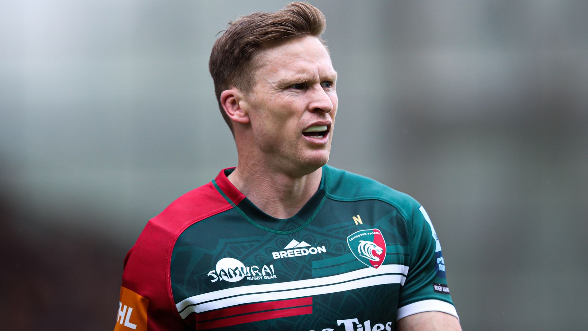 Ex-England wing Ashton to retire from rugby