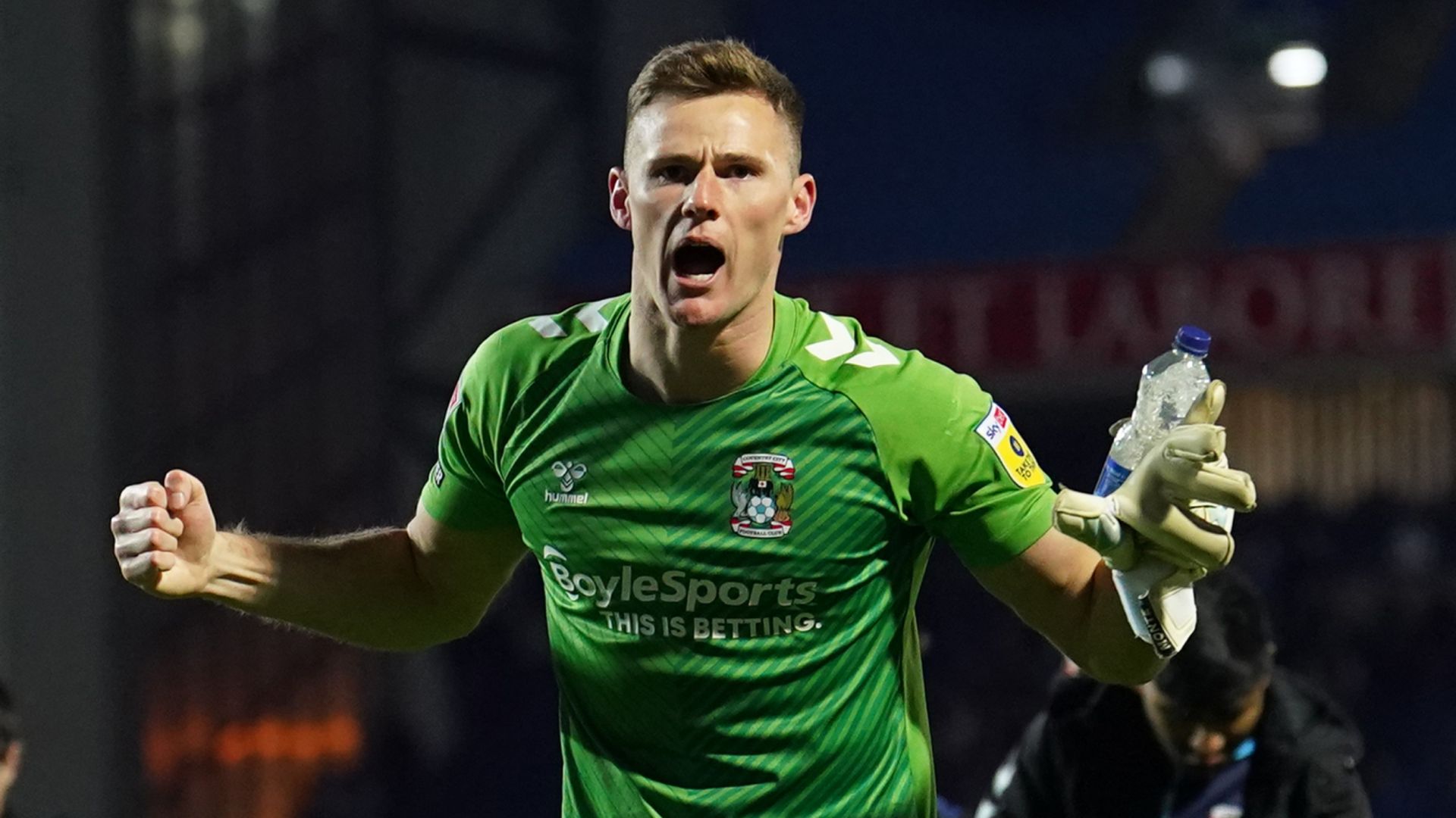 Championship goals, round-up: Coventry 'keeper scores late equaliser