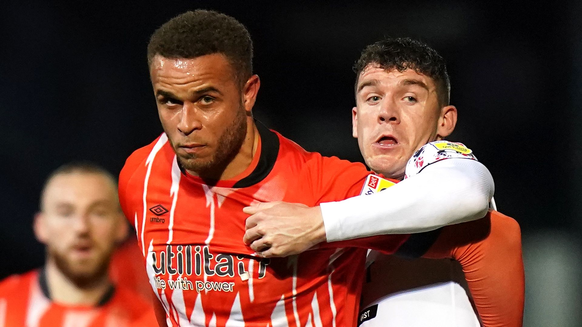 Controversial penalty sees Luton beat Boro