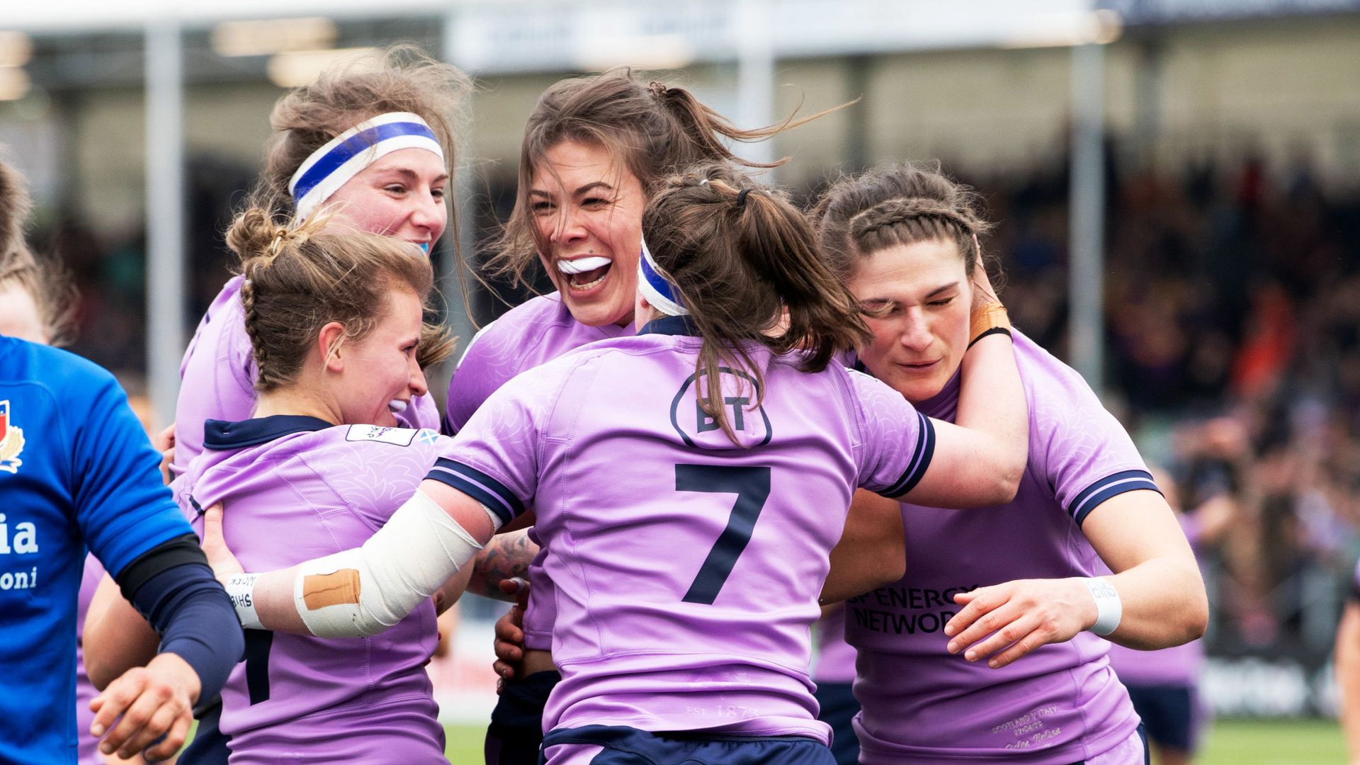 Scotland show steel to win tough contest against Italy