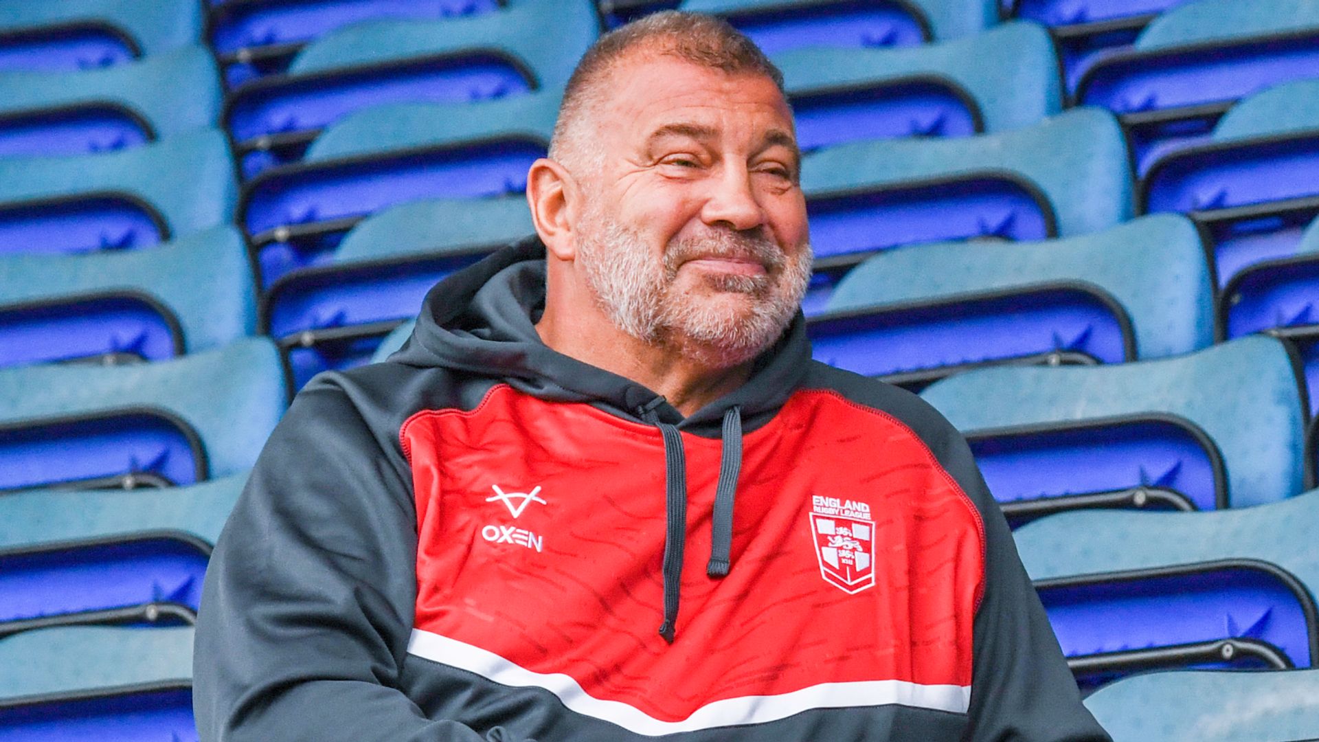 Wane unveils new-look England squad ahead of France clash