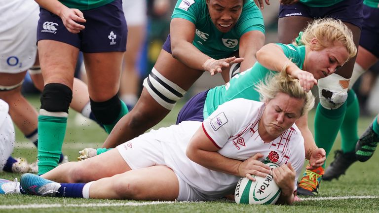 England's Marlie Packer scored her side's fourth try before going off injured 