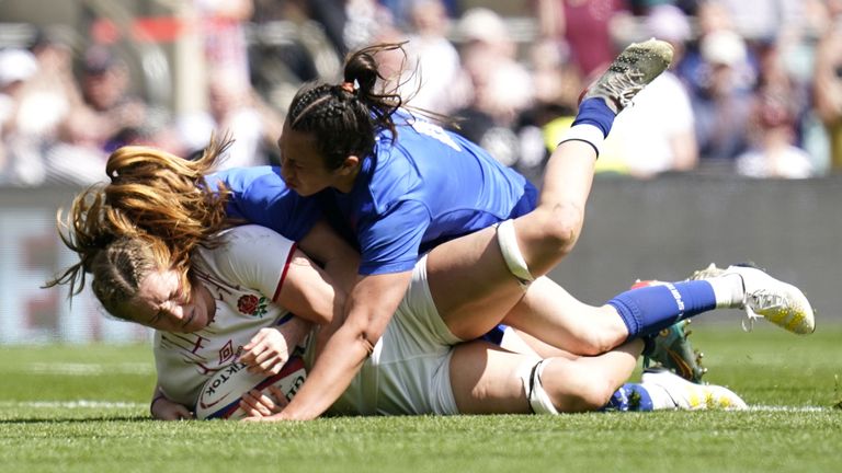 Zoe Aldcroft scored England's fifth first half try against France