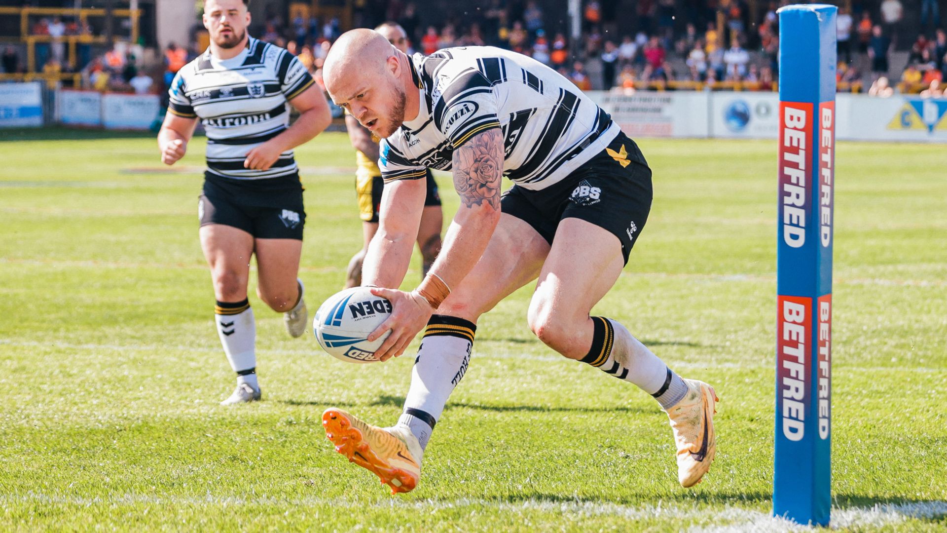Swift sends Hull FC into Cup QF | Debutant Butterworth helps York through
