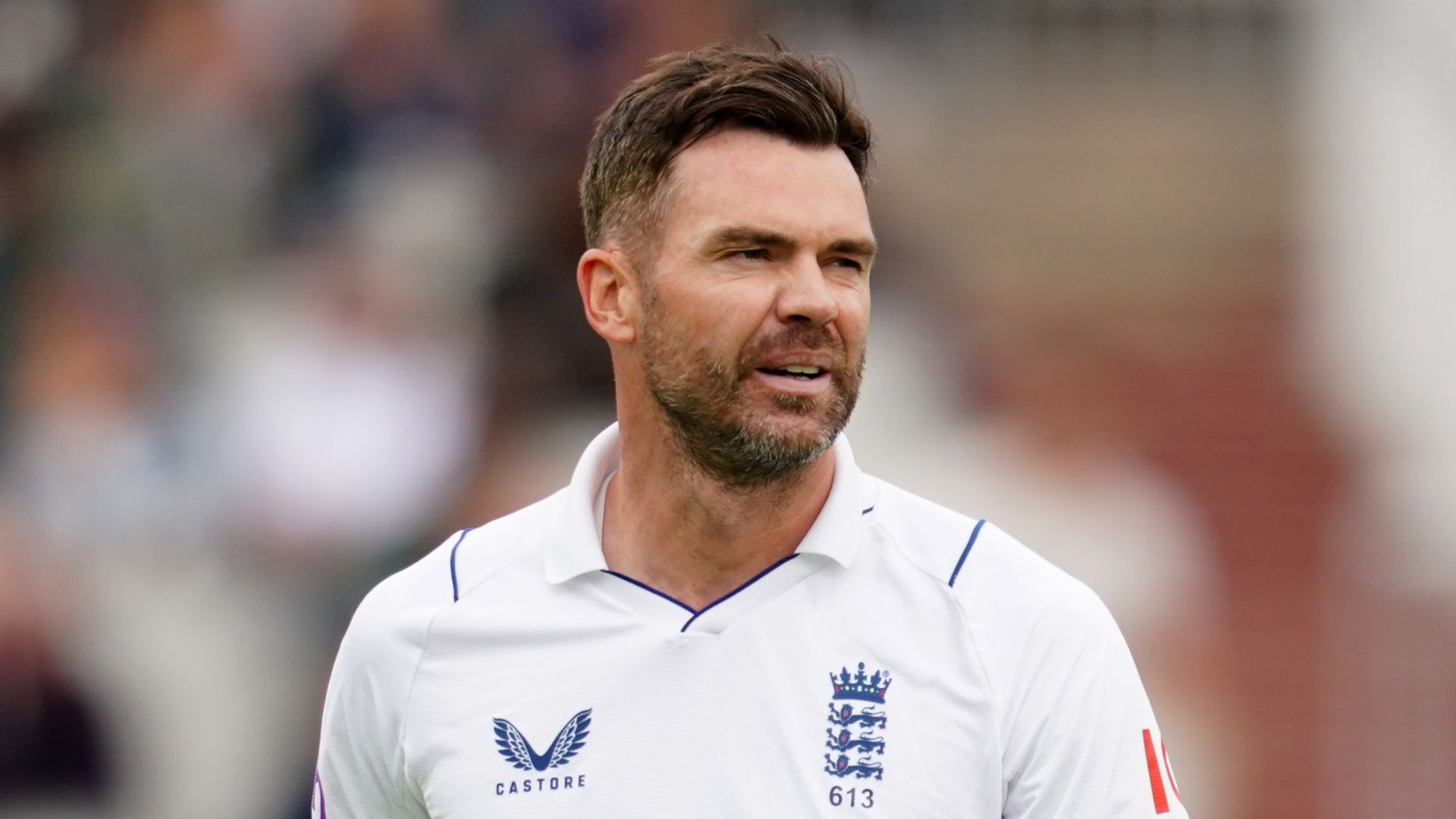 Anderson replaces Robinson for fourth Ashes Test