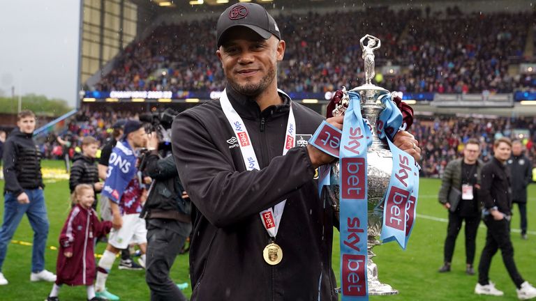 Burnleyn manageri Vincent Kompany vieraili äskettäin Englannin leirillä ja otti mikin Van Poortvlietin ja hänen tukensa Norwich Citylle.