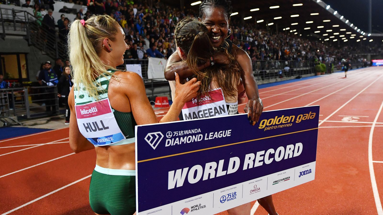 Faith Kipyegon breaks women's 1500m world record with Laura Muir second in Florence