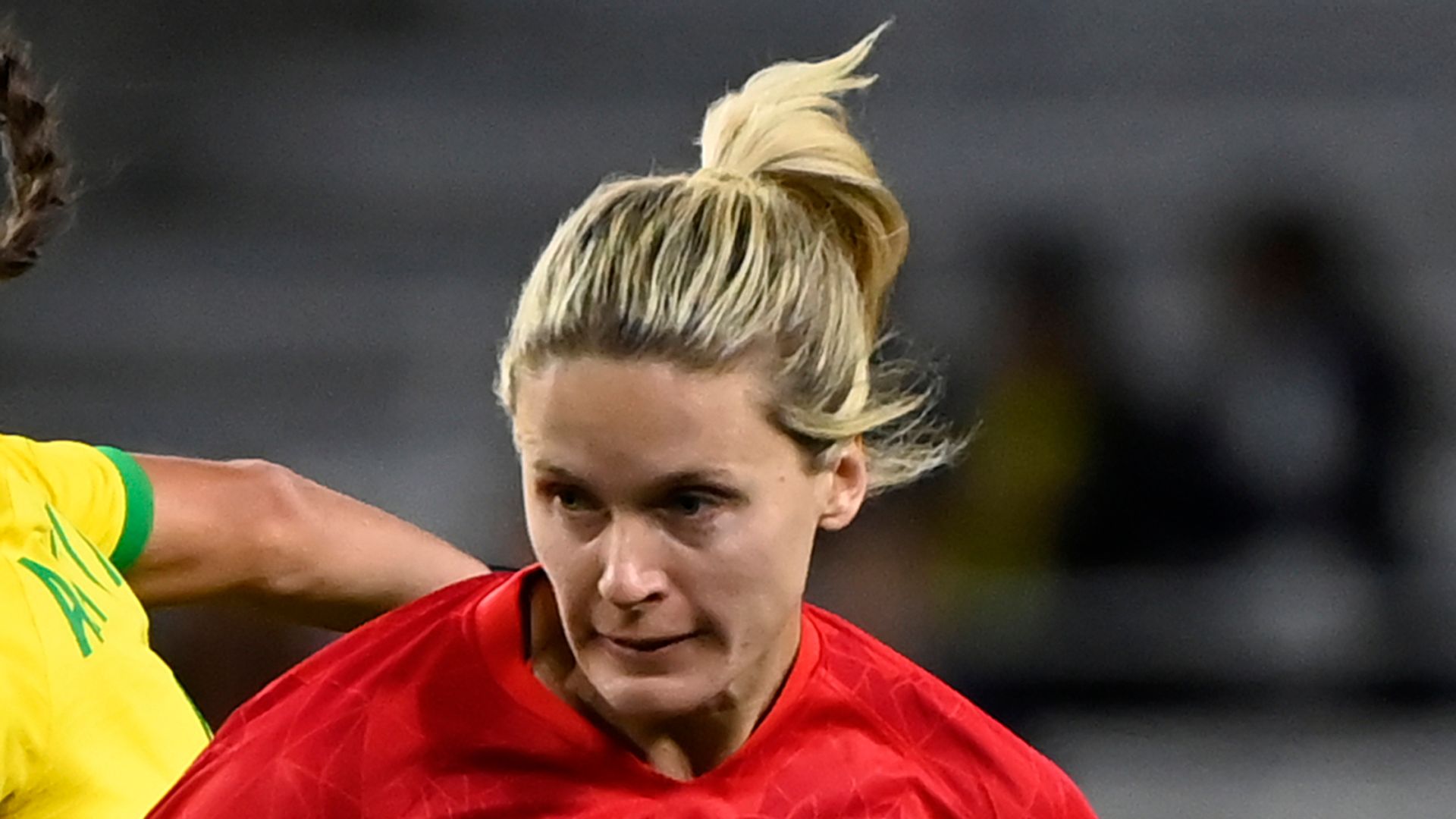 Arsenal Women sign Canada forward Lacasse from Benfica
