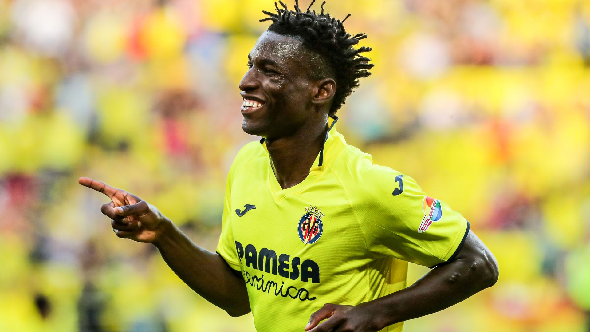 Chelsea sign Villarreal striker Jackson on eight-year contract