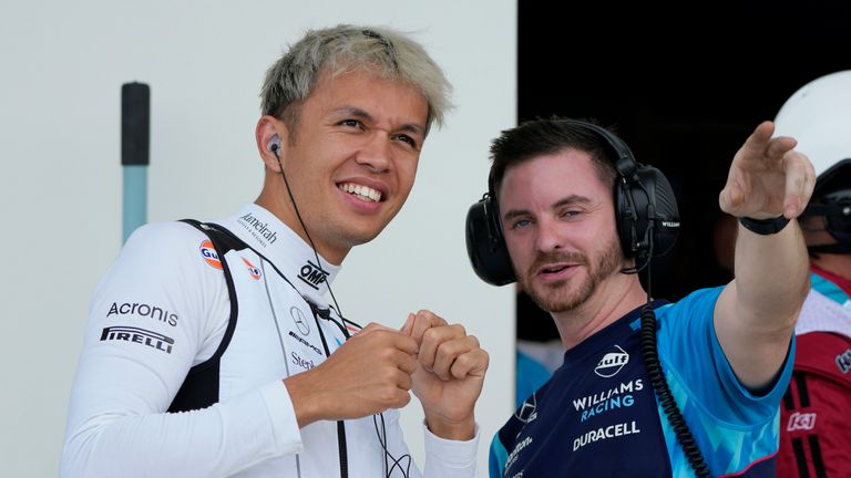 Die Teamdebatte, welcher Fahrer in der Startaufstellung in diesem Jahr die größten Fortschritte gemacht hat.  Sie können sich jetzt die neueste Folge des Sky Sports F1-Podcasts anhören.