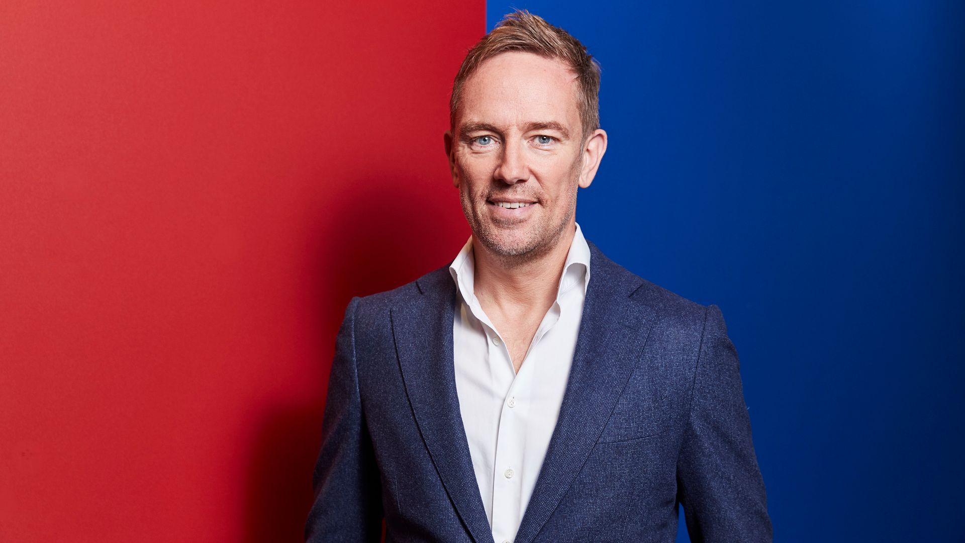 Thomas named new Soccer Saturday host | Mike Dean joins panel