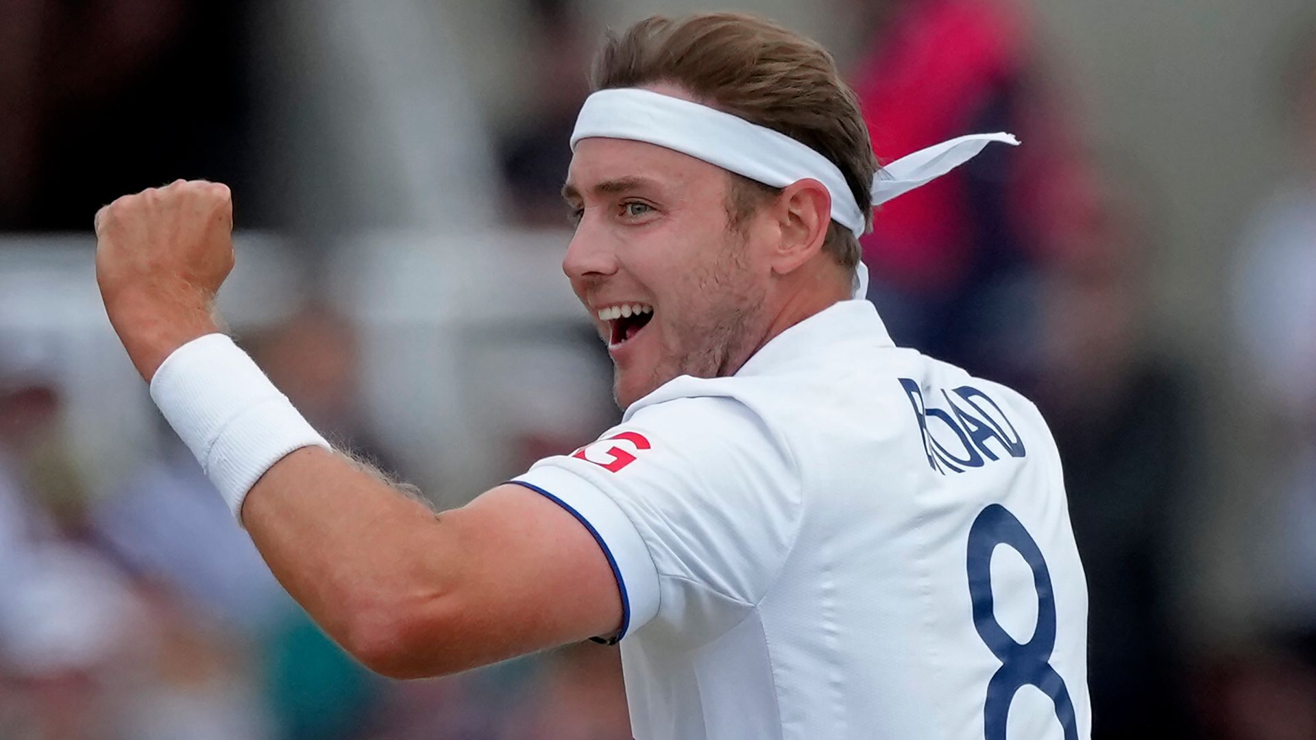 Broad becomes second England bowler to 600 Test wickets