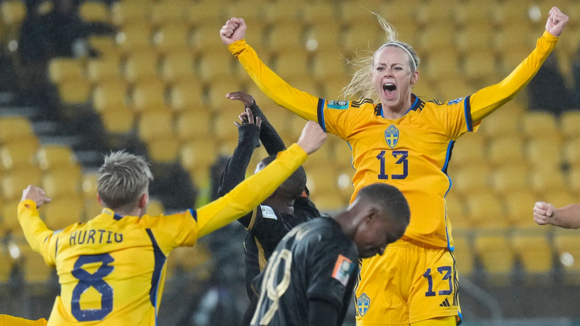 Ilestedt winner sees Sweden beat South Africa