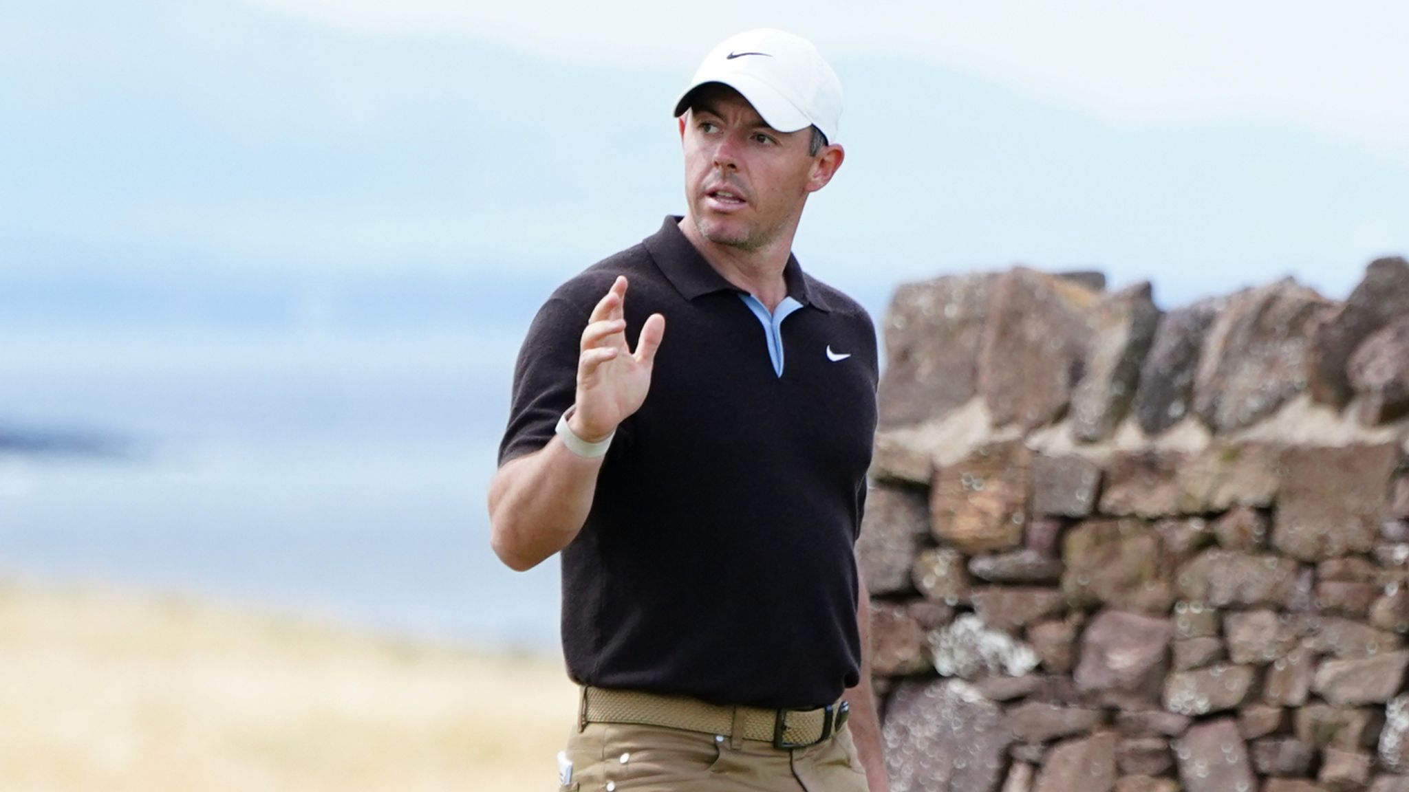 Genesis Scottish Open Rory McIlroy takes lead into final round and admits Scotland win long overdue Tommy Fleetwood moves into contention Golf News Sky Sports